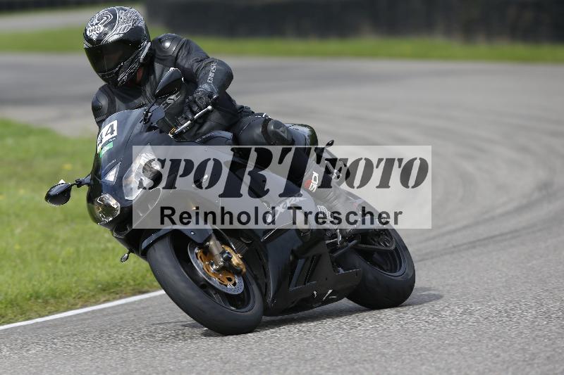 /53 16.09.2025 Track Day Domi Aegerter ADR/Gruppe gruen/44